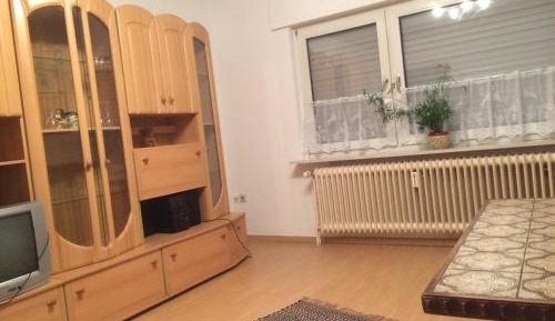 Single Room with Shared Bathroom