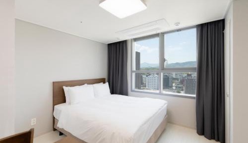 Superior Double Room with City View