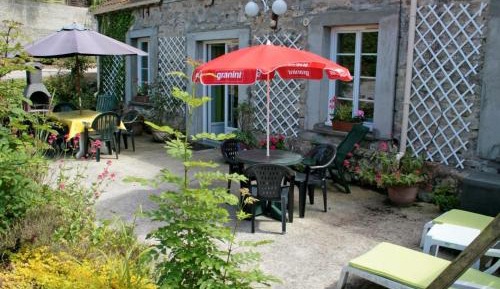 Holiday Home (8 Adults)