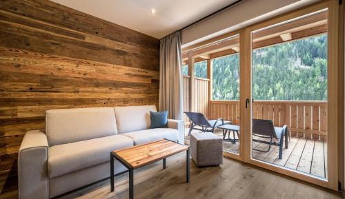 Two-Bedroom Superior Apartment