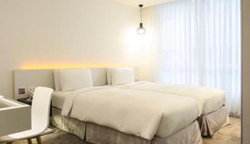 Elite Twin Room