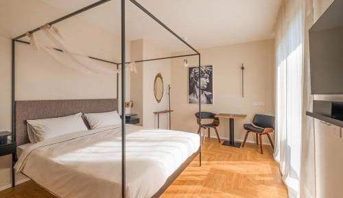Superior Double Room with Lake View