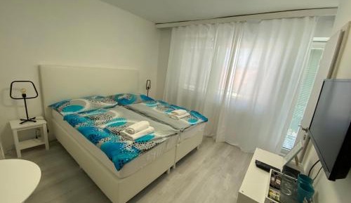 Economy Double or Twin Room