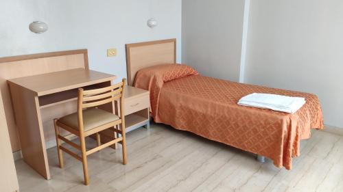 Single Room with Private Bathroom