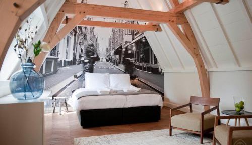 One-Bedroom Wolvenstraat Suite