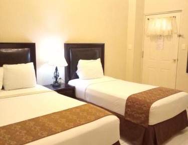 Basic Triple Room