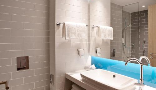 Standard Double Room with City View