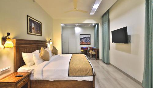 Queen Suite