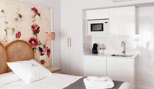 Superior Twin Room with City View