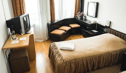 Twin Room with Terrace