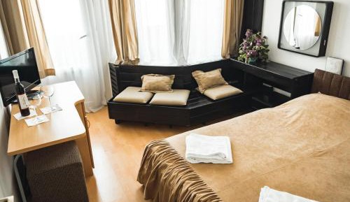 Double Room with Terrace