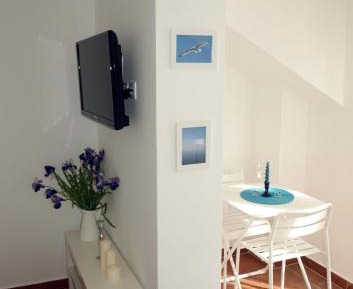 Studio with Balcony