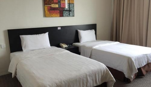 Superior Twin Room (Ground Floor)