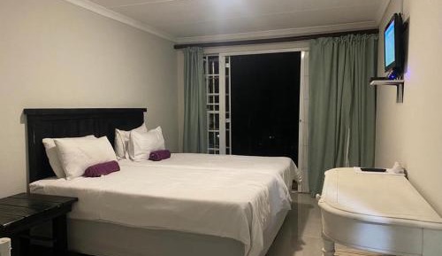Deluxe Double or Twin Room with Balcony