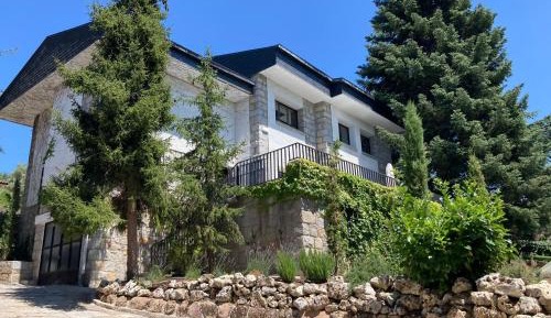 Six-Bedroom House