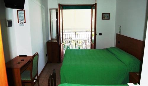 Triple Room with Balcony