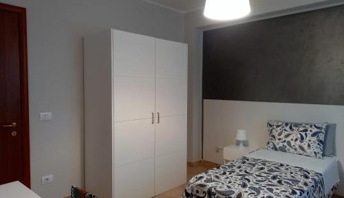 Single Room with Private Bathroom