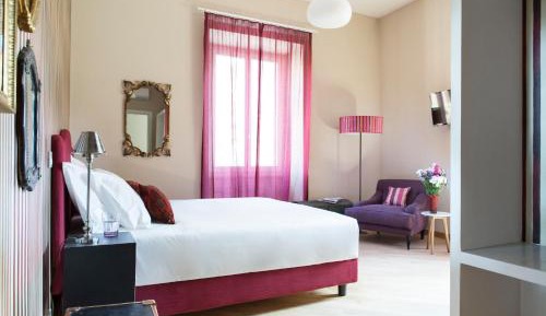 Junior Suite with City View