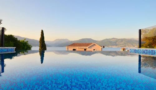 Villa with Sea View