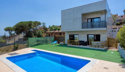 Villa with Private Pool