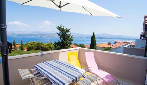 Studio with Balcony and Sea View