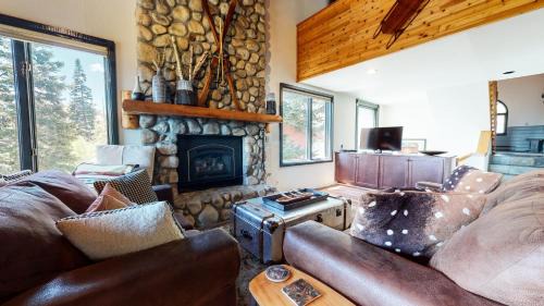 Five-Bedroom Apartment