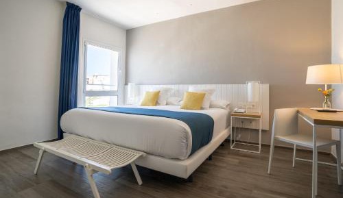 Double Room with Side Sea View (2 Adults)