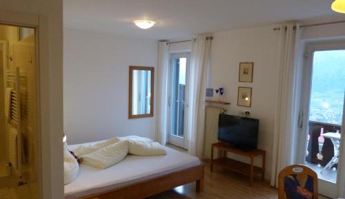 Studio with Balcony