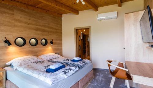 Three-Bedroom Villa - Vila Castoria