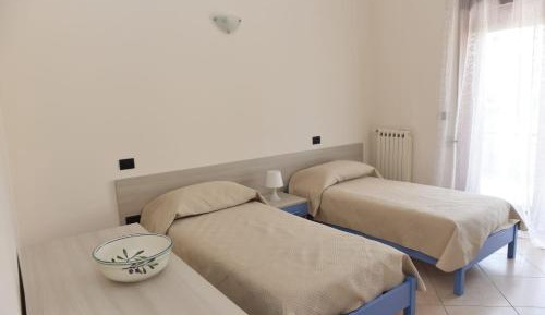 Twin Room with Bathroom