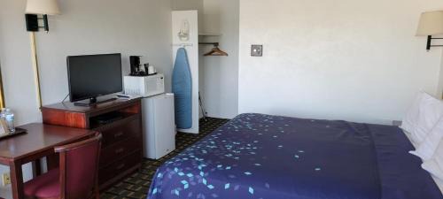 King Room - Non-Smoking