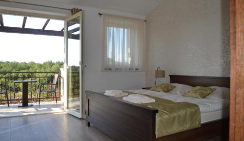 Comfort Double Room with Pool View - Ground floor 