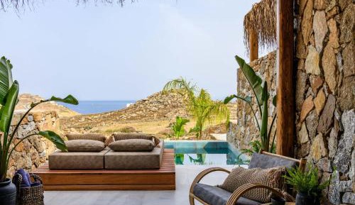 Honeymoon Suite with Sea View and Private Pool 