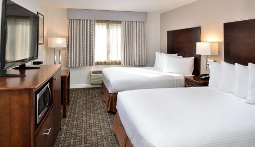Queen Room with Two Queen Beds - Pet Friendly/Non-Smoking