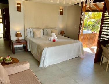Suite with Hot Tub