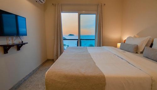 Deluxe Double Room with Sea View