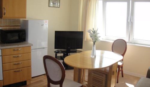 One-Bedroom Apartment with Sea View