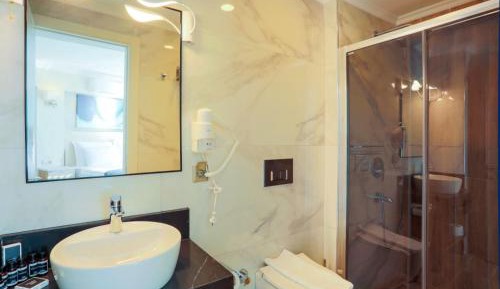 Double Room with Mountain View