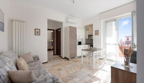 Superior One-Bedroom Apartment with Balcony