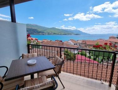 Double Room with Lake View
