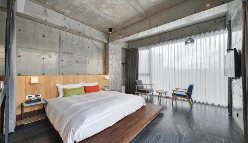 Superior King Room