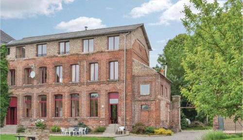 Five-Bedroom Holiday Home