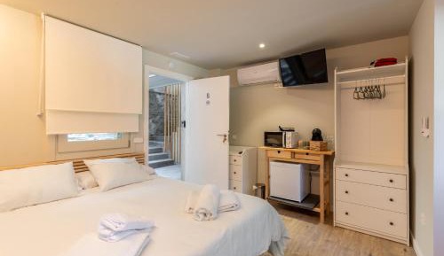 Double Room with Private Bathroom