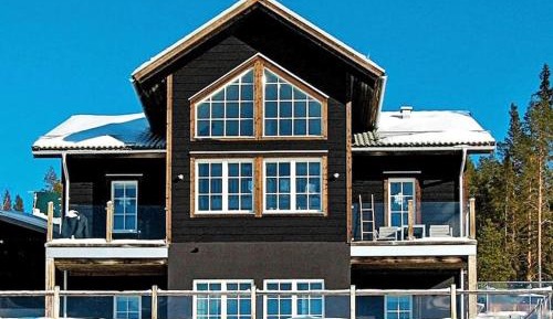 Three-Bedroom Holiday Home 