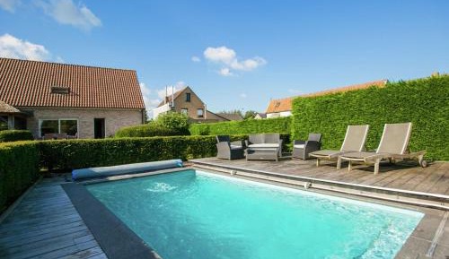 Four-Bedroom Holiday Home