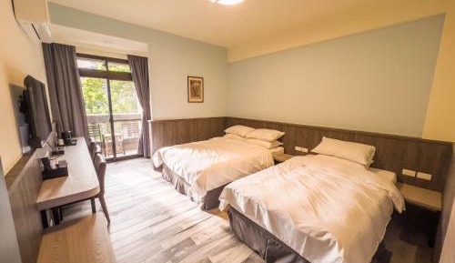 Triple Room with Private Bathroom