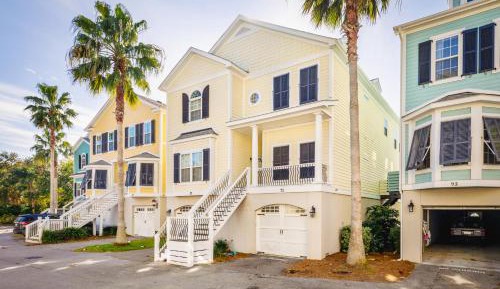 Three-Bedroom Townhouse