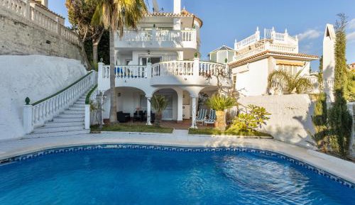 Villa with Sea View