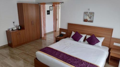 Suite with Balcony