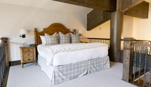 Sultan Two Bedroom Loft Suite